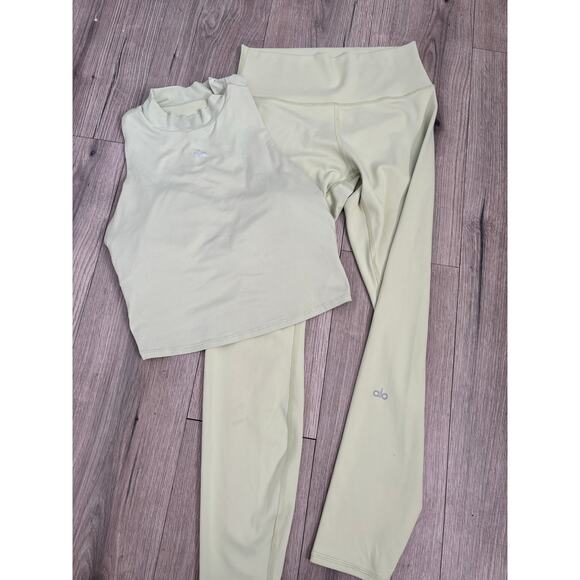 Alo tank and airlift leggings set size large - iced green tea - Picture 8 of 15